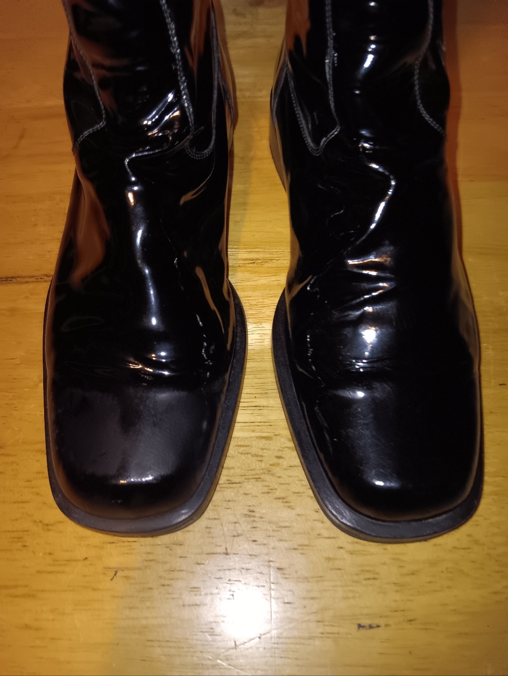 Chanel CC Patent Leather Knee High Zip Boots Size 35 - Picture 4 of 8